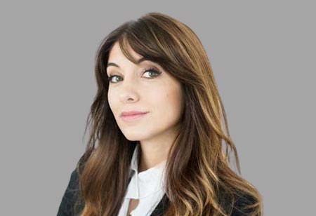  Mariana D'Andrea, Associate General Counsel Business & Legal Affairs – International, Roku | Business Management Review 